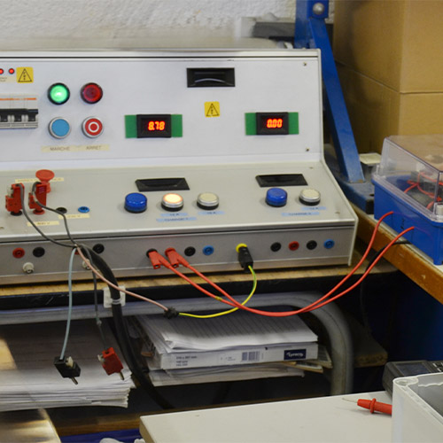 Contrôle électrique des faisceaux
Effectuer des essais rigoureux avant la livraison